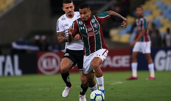  沃尔夫斯堡后卫送礼乌龙间接帮助对手扩大比分