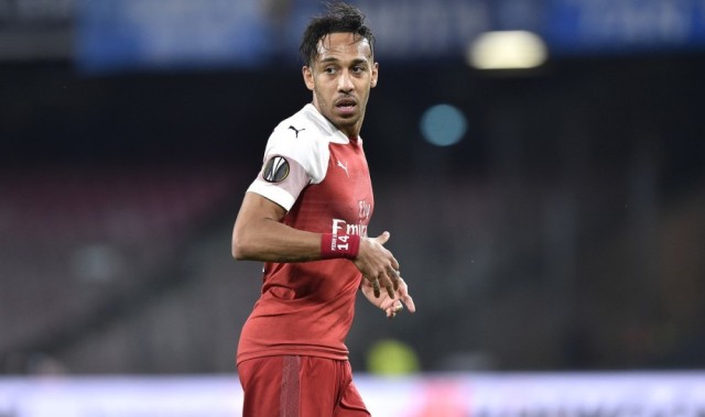  博洛尼亚中场掌控全局，运河德比展现统治力