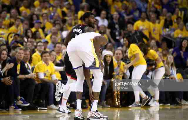  法兰克福队长赛季报销伤情