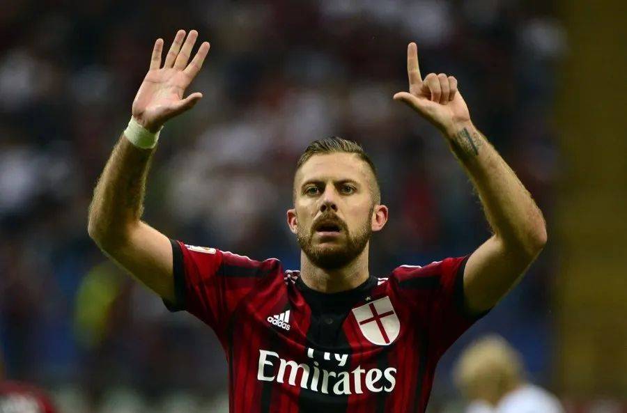  AC米兰青春风暴席卷赛场，大胜斯佩齐亚显锋芒